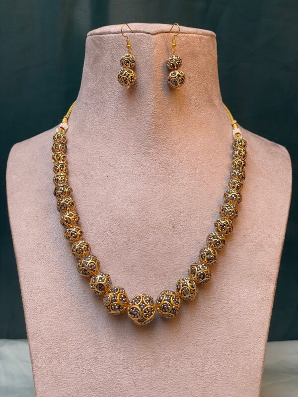 Women Gold Metallic Toned Handcrafted Ball Design Crystal Jewellery Set - Abdesignsjewellery